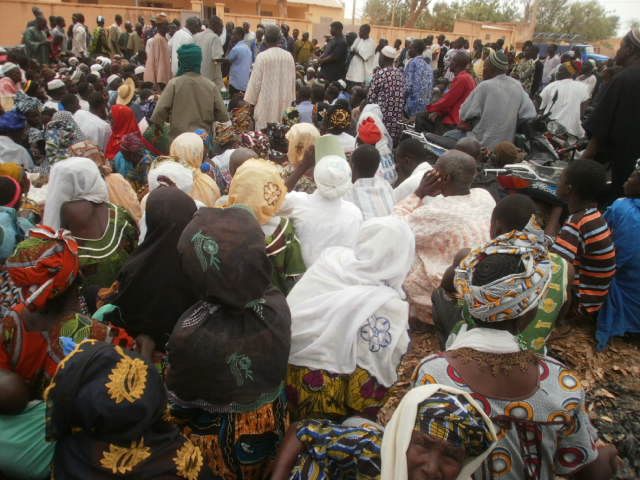 Contre les accaparements de terre : Marche et « Village des Sans Terres » lundi 31 mars